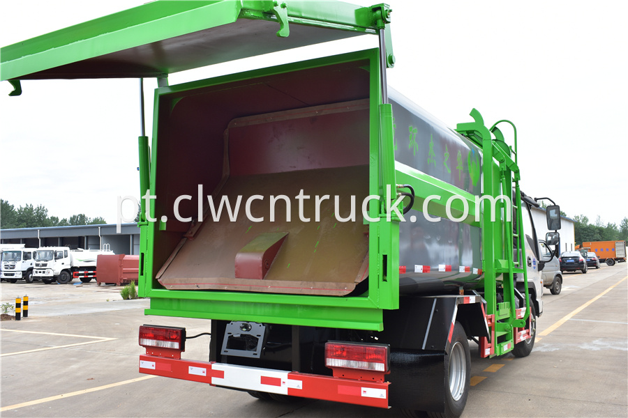 waste management recycling truck cost
